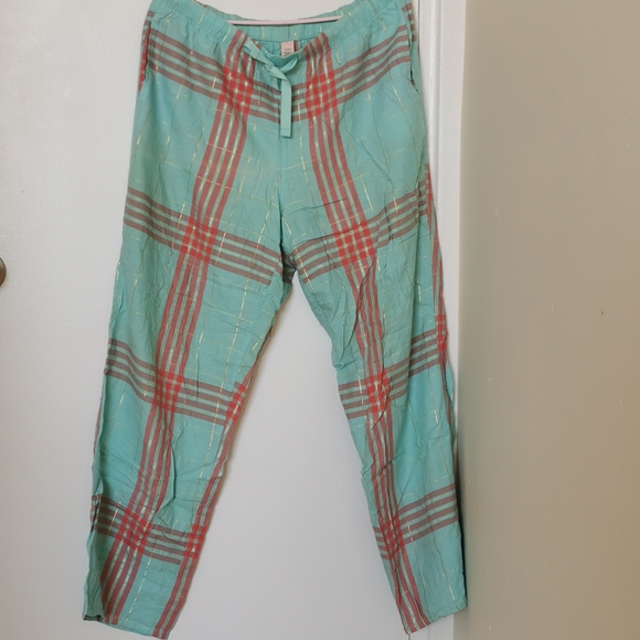 Victoria's Secret Plaid Pajama Bottoms (Unworn) - Picture 2 of 4